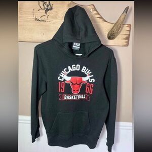 NBA Chicago Bulls Black Hoodie Sweatshirt Youth -14/16
